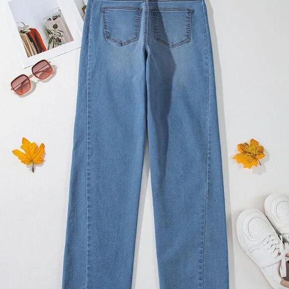 Versatile Women's High Waisted Raw Hem Wide Leg Jeans - Fashion Staple Size 8